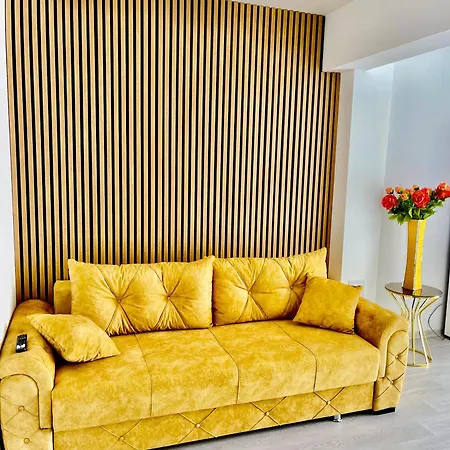 Apartment Gold House *